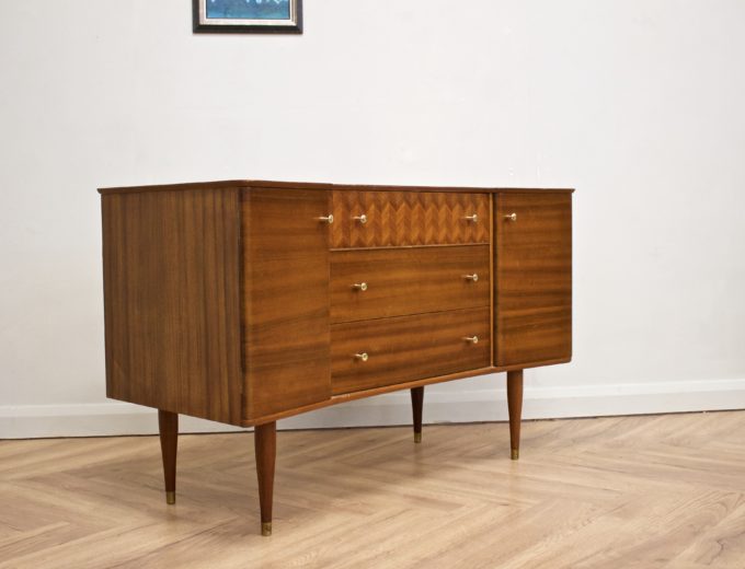 Mid Century Walnut Compact Sideboard or Dresser from Uniflex #0570 7
