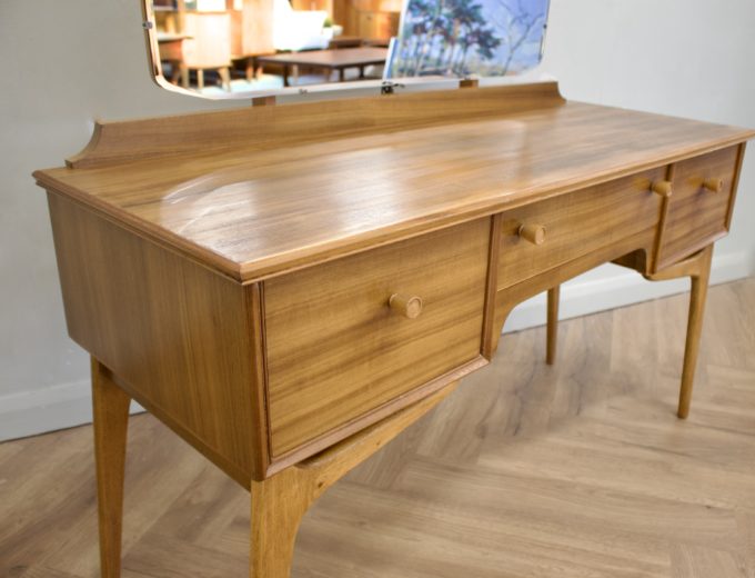 Mid Century Walnut Dressing Table from Alfred Cox #0633 3