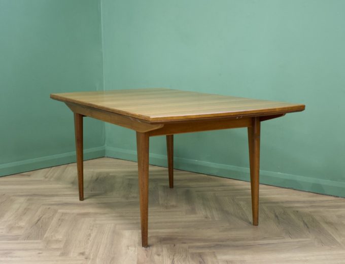******SOLD*****Mid Century Large Walnut Extending Dining Table from Alfred Cox Heals #0978 6