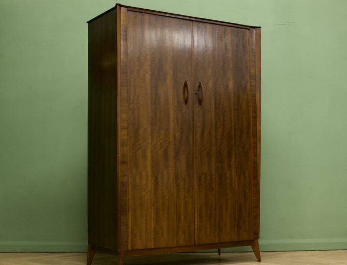 Mid Century Walnut Wardrobe FromWaring and Gillow #1039 6
