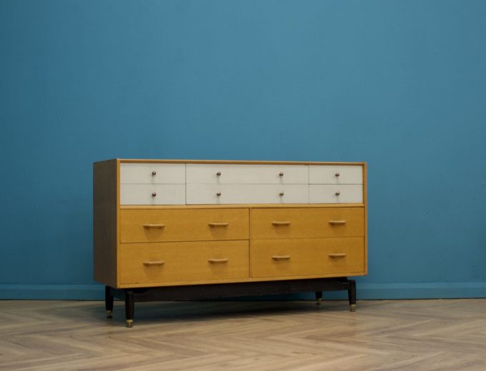 Mid Century Oak Chest of Drawers or Sideboard, G Plan China White Range, 1950s #1108 7