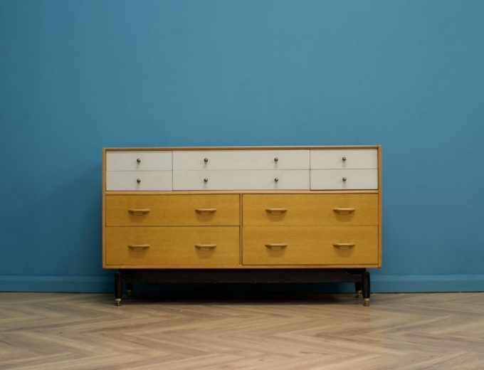 Mid Century Oak Chest of Drawers or Sideboard, G Plan China White Range, 1950s #1108 0