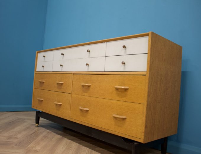Mid Century Oak Chest of Drawers or Sideboard, G Plan China White Range, 1950s #1108 2