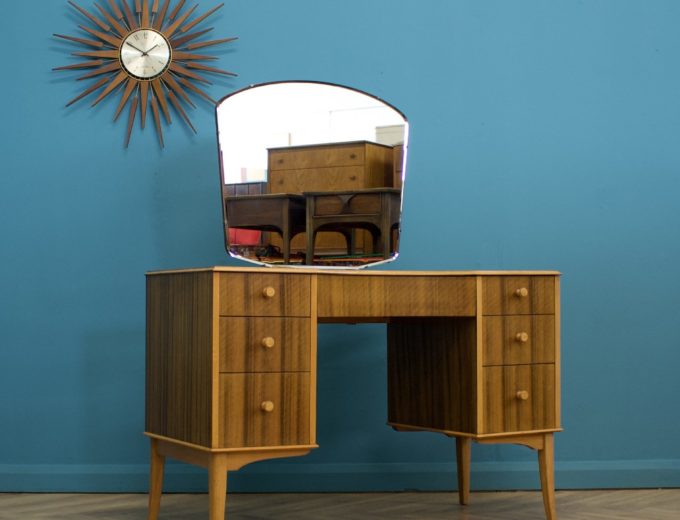 Mid Century Vintage Walnut Dressing Table from Heals #1133 8