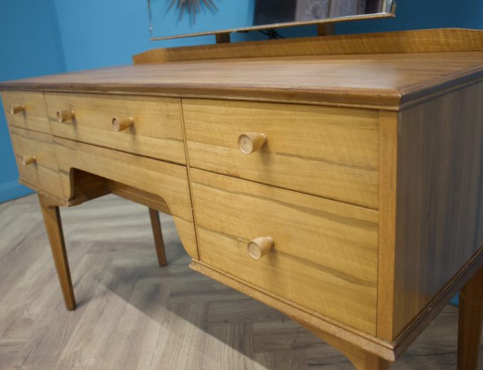 Mid Century Walnut Dressing Table from Alfred Cox, 1950s #1635 4