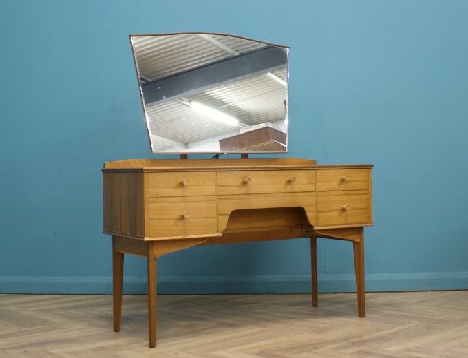 Mid Century Walnut Dressing Table from Alfred Cox, 1950s #1635 0