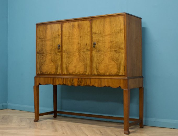 Vintage Walnut Sideboard Drinks Cabinet from Waring and Gillow, 1930s #1601 9