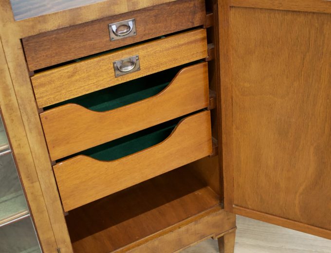 Vintage Art Deco Glazed Door Mahogany Sideboard, 1930s #1623 4