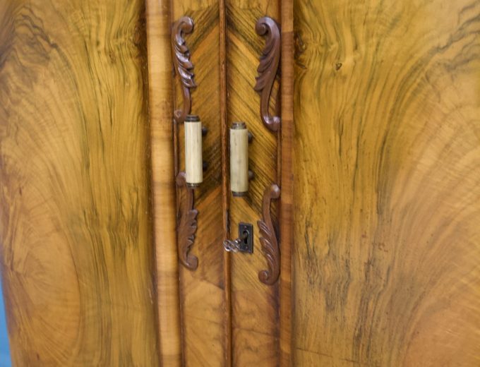 Vintage Art Deco Walnut Compact Compactum Wardrobe, 1930s #1673 4