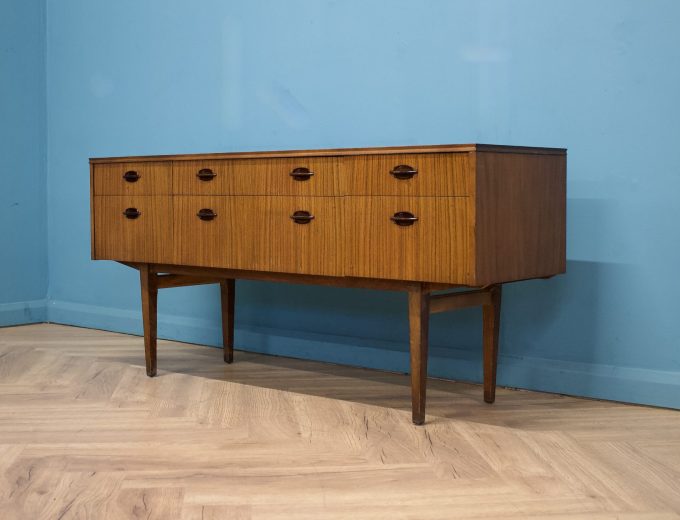 Mid Century Teak Compact Sideboard, 1960s #1679 6
