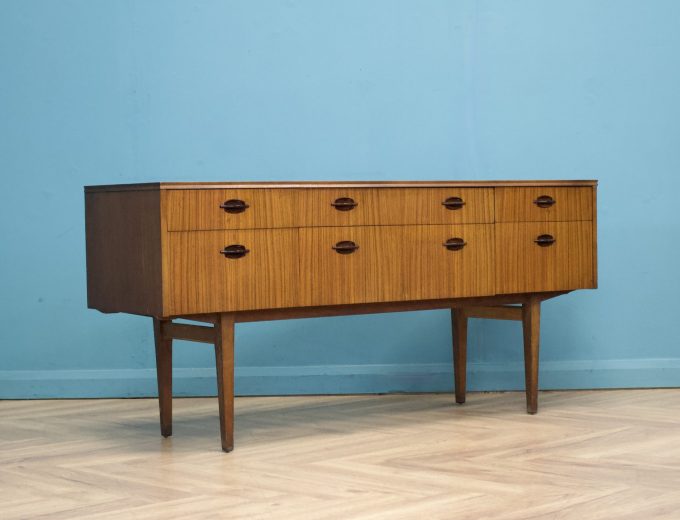 Mid Century Teak Compact Sideboard, 1960s #1679 0
