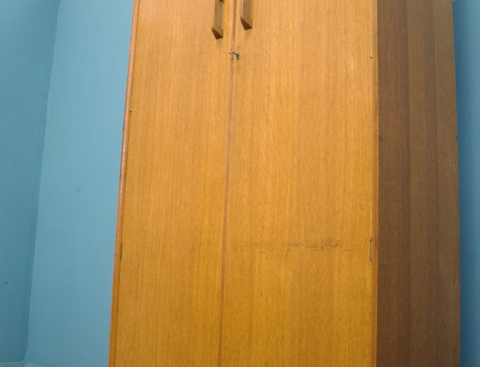 Mid Century Oak Brandon Wardrobe from G Plan, 1950s #1707 6