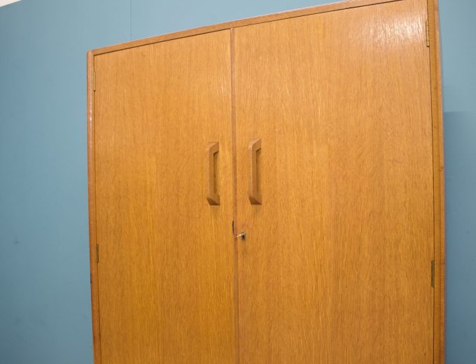 Mid Century Oak Brandon Wardrobe from G Plan, 1950s #1707 5