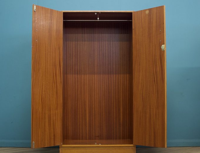 Mid Century Oak Brandon Wardrobe from G Plan, 1950s #1707 3