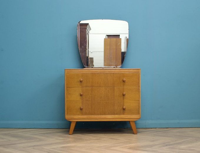 Mid Century Oak Dressing Chest Table from Advance Furniture, 1950s #1708 5
