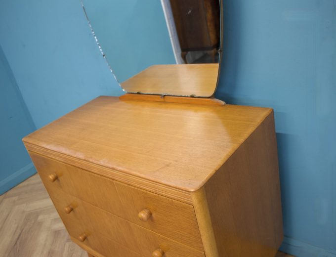Mid Century Oak Dressing Chest Table from Advance Furniture, 1950s #1708 2