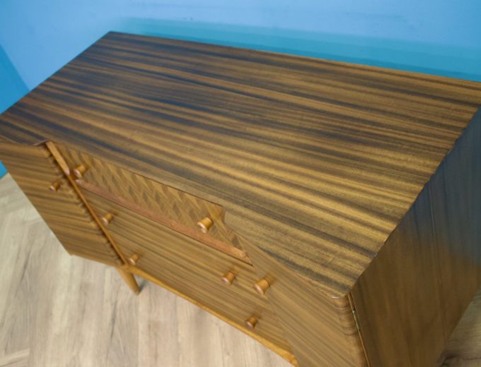 Mid Century Walnut Compact Sideboard from Uniflex, 1960s #1756 7