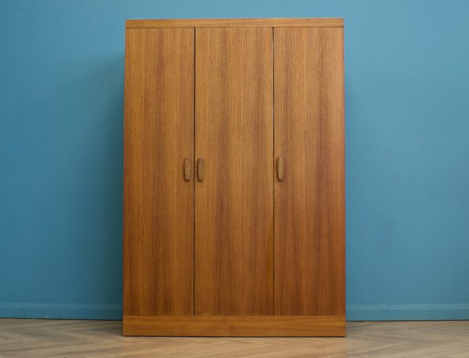 Mid Century Teak Quadrille Triple Door Wardrobe from G Plan, 1960s #1764 10