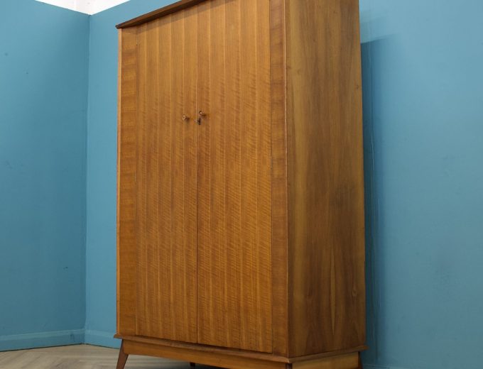Mid Century Walnut Wardrobe from Alfred Cox , 1950’s, #1780 6