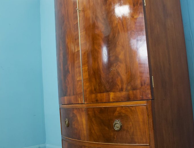 Antique 19th Century Bow Fronted Mahogany Wardrobe, 1900s #1785 9