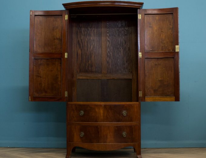 Antique 19th Century Bow Fronted Mahogany Wardrobe, 1900s #1785 3