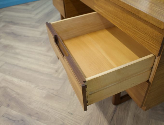 Mid Century Teak Dressing Table or Desk from Uniflex, 1960s #1790 4