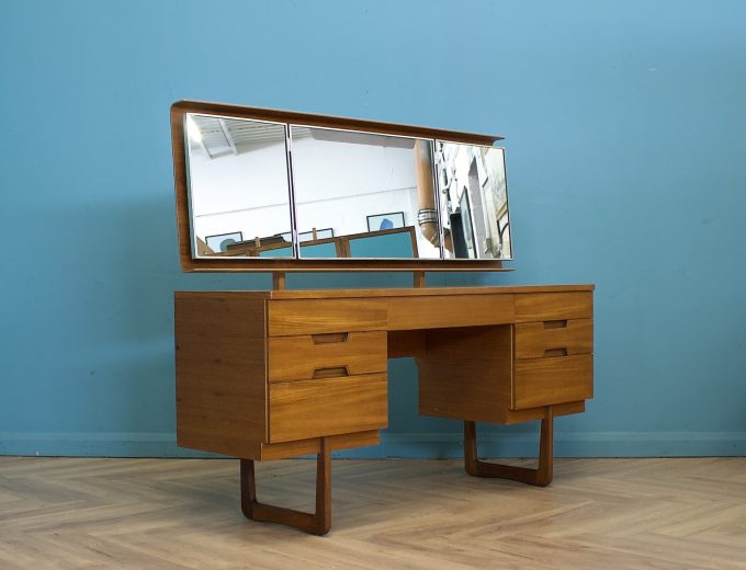 Mid Century Teak Dressing Table or Desk from Uniflex, 1960s #1790 0