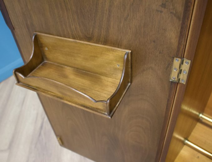 1930s Walnut Art Deco Compactum, 1930s #1800 1