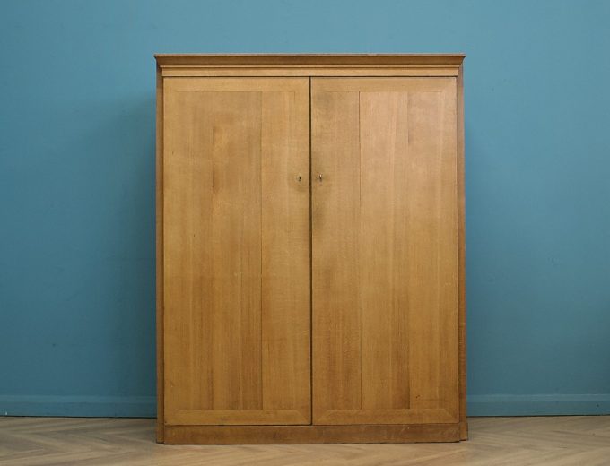 Georgian Style Oak Compactum Compact Wardrobe, 1930s #1824 9