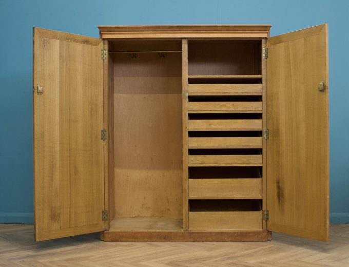 Georgian Style Oak Compactum Compact Wardrobe, 1930s #1824 6