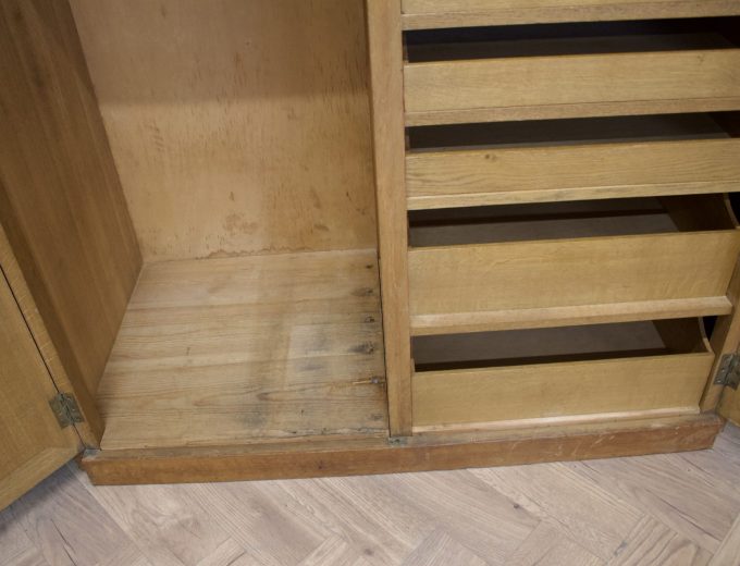 Georgian Style Oak Compactum Compact Wardrobe, 1930s #1824 5