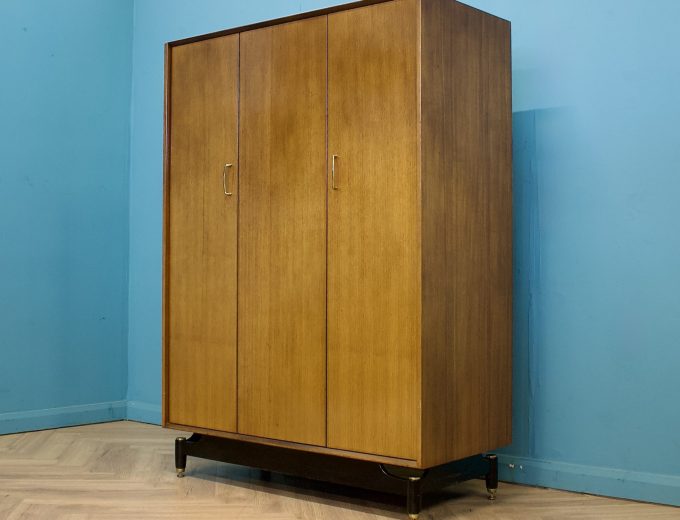 Mid Century Tola Triple Door Wardrobe from G Plan, 1960s #1823 7