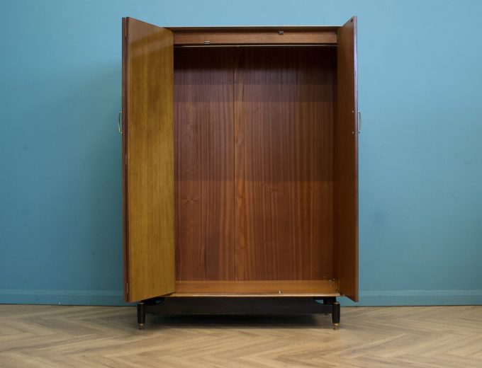Mid Century Tola Triple Door Wardrobe from G Plan, 1960s #1823 2