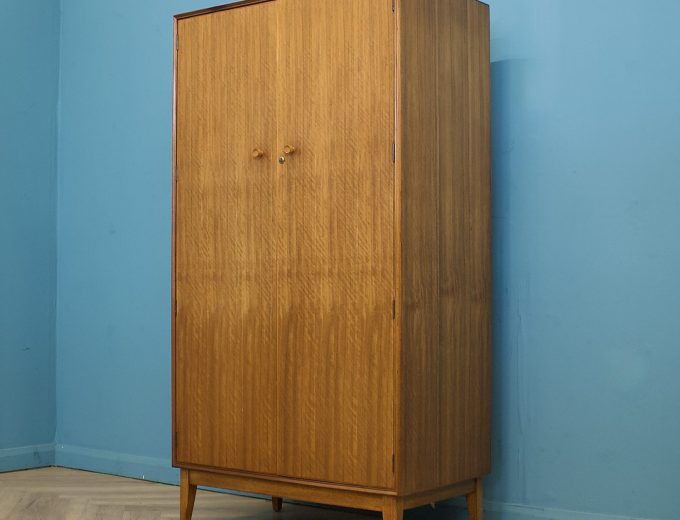 Mid Century Walnut Wardrobe from Alfred Cox Heals, 1960’s, #1817 6