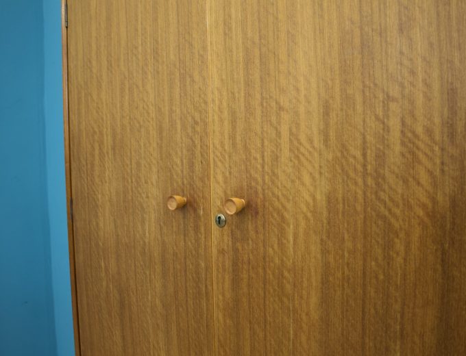 Mid Century Walnut Wardrobe from Alfred Cox Heals, 1960’s, #1817 4