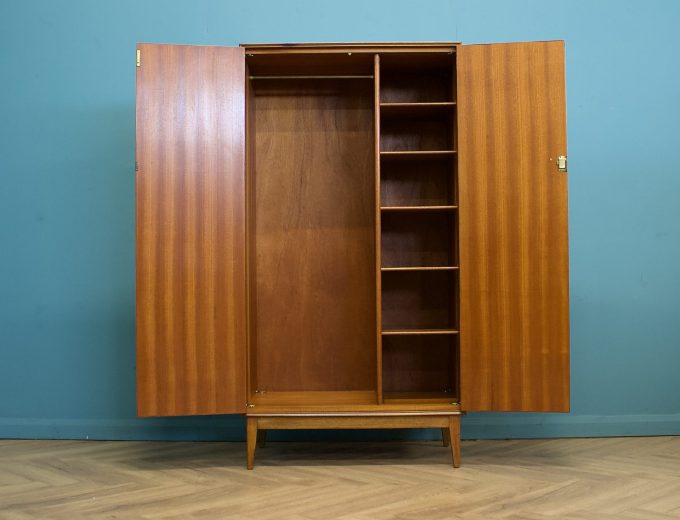Mid Century Walnut Wardrobe from Alfred Cox Heals, 1960’s, #1817 3
