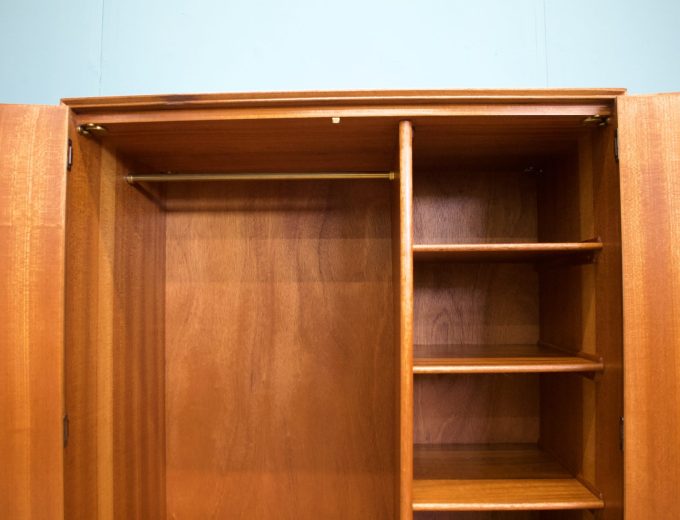 Mid Century Walnut Wardrobe from Alfred Cox Heals, 1960’s, #1817 1
