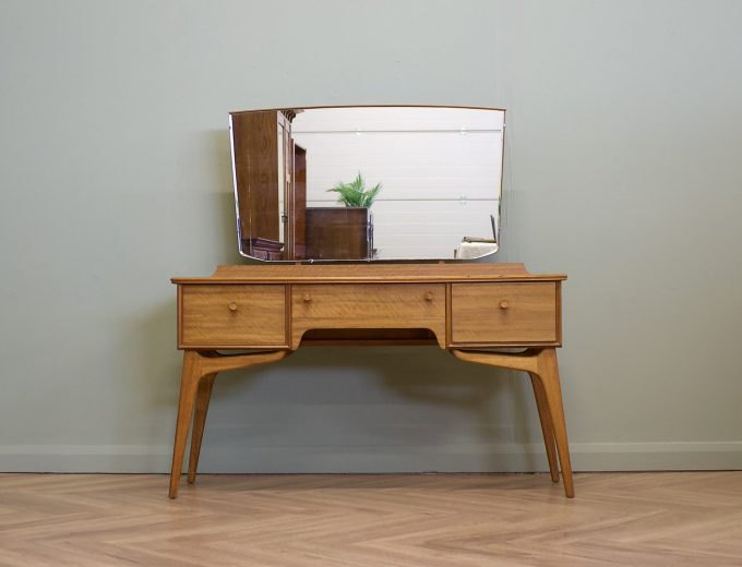 Mid Century Walnut Dressing Table Chest from Alfred Cox, 1950s #1810 6