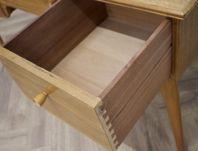 Mid Century Walnut Dressing Table Chest from Alfred Cox, 1950s #1810 2