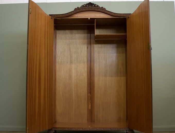 Vintage Queen Anne Style Burr Walnut Wardrobe, 1950s #1811 4