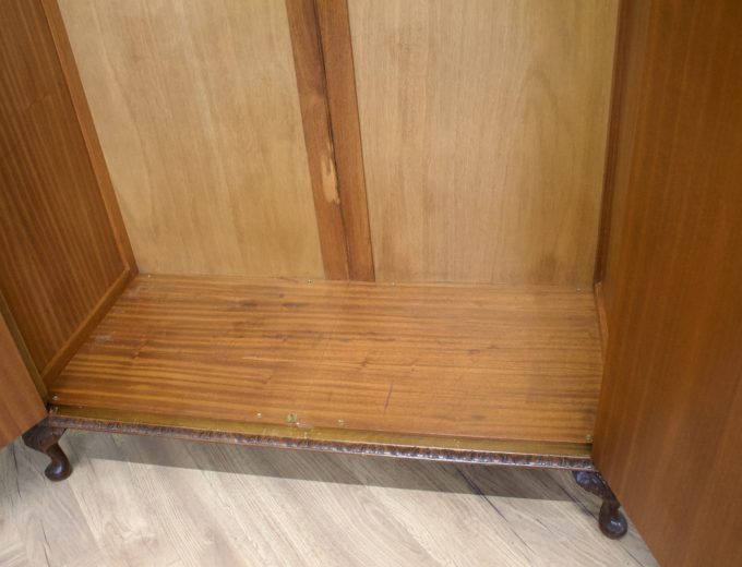 Vintage Queen Anne Style Burr Walnut Wardrobe, 1950s #1811 3