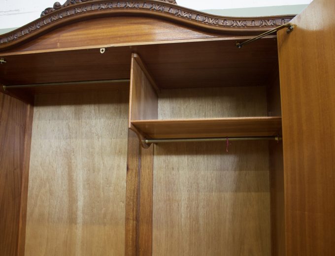 Vintage Queen Anne Style Burr Walnut Wardrobe, 1950s #1811 2