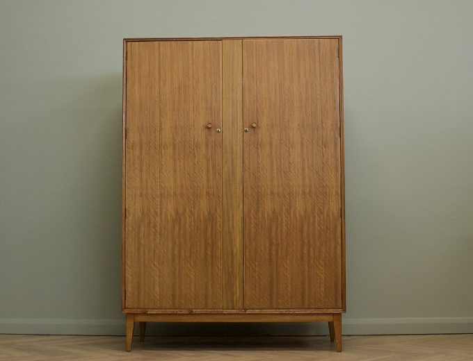 Mid Century Walnut Wardrobe from Alfred Cox Heals, 1960’s, #1812 7