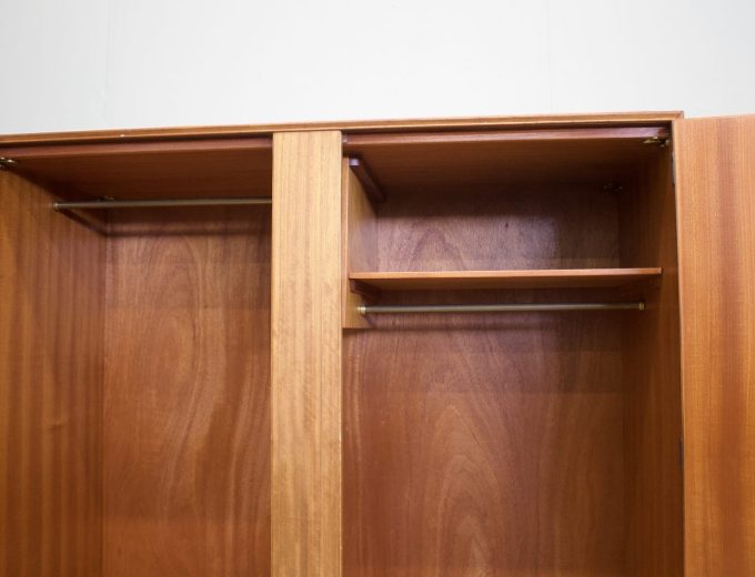 Mid Century Walnut Wardrobe from Alfred Cox Heals, 1960’s, #1812 1