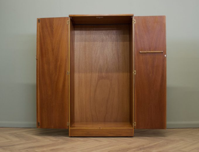 Mid Century Teak Wardrobe from Austinsuite, 1960s #1815 4