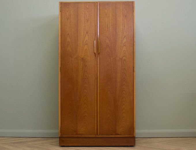 Mid Century Teak Wardrobe from Austinsuite, 1960s #1814 7