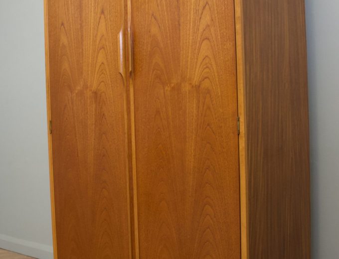 Mid Century Teak Wardrobe from Austinsuite, 1960s #1814 5