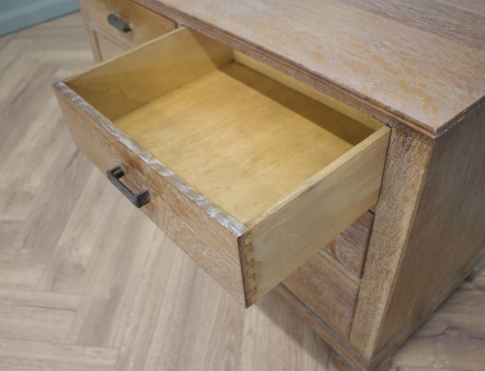 Vintage Art Deco Heals Style Limed Oak Chest of Drawers, 1930s, #1825 1