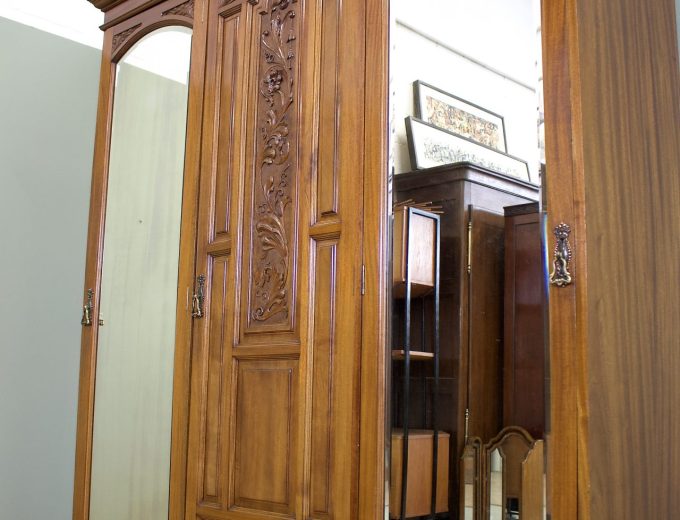 Antique Edwardian Walnut Wardrobe, 1900s #1832 9