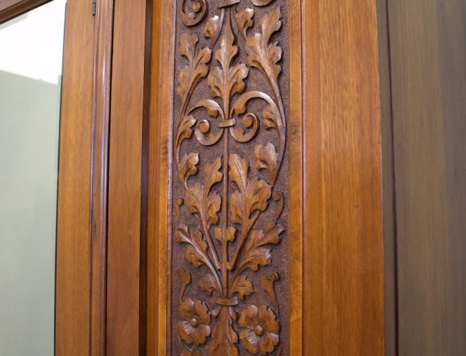 Antique Edwardian Mahogany and Walnut Wardrobe, 1900s #1836 7